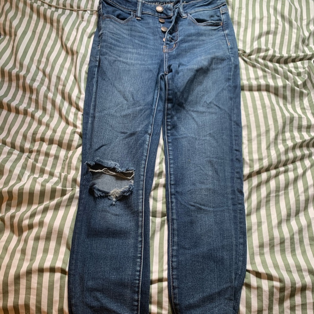 dark wash high rise 4-button jeans